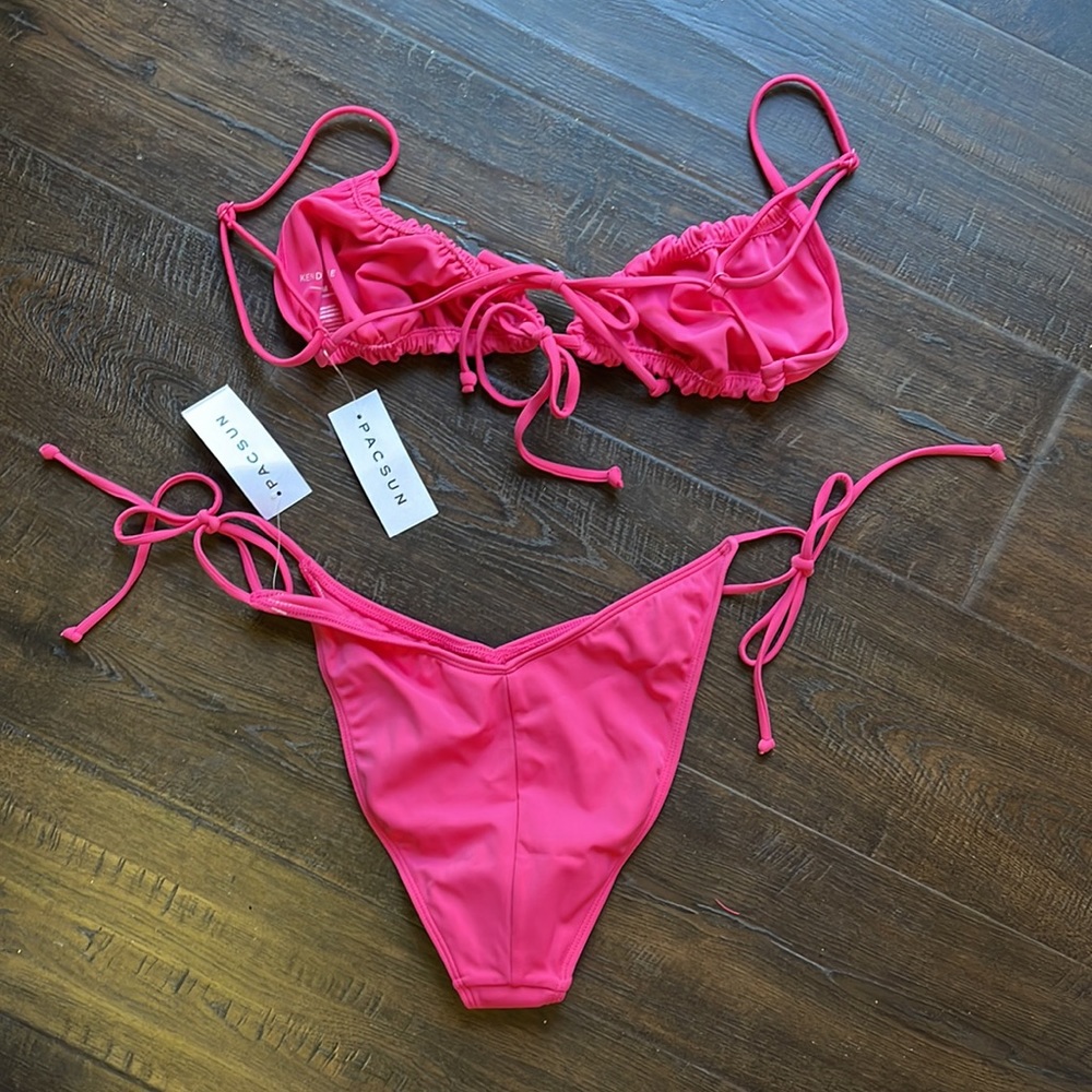 Kendall & Kylie Raspberry Bikini - Picture 3 of 6